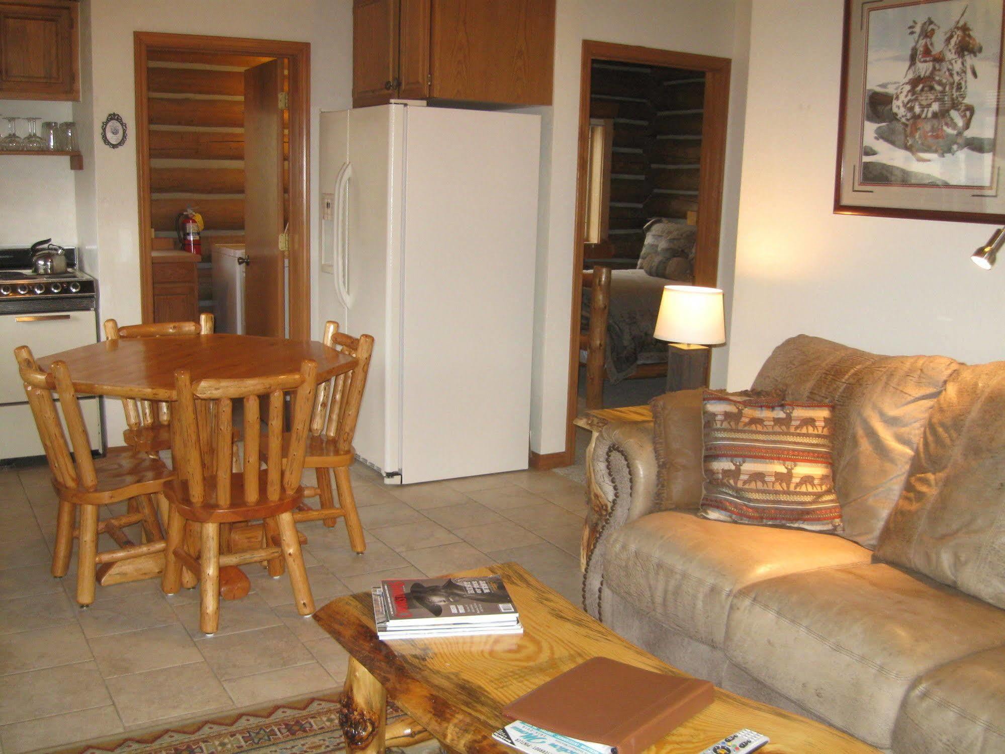 Rye Creek Lodge Darby Extérieur photo