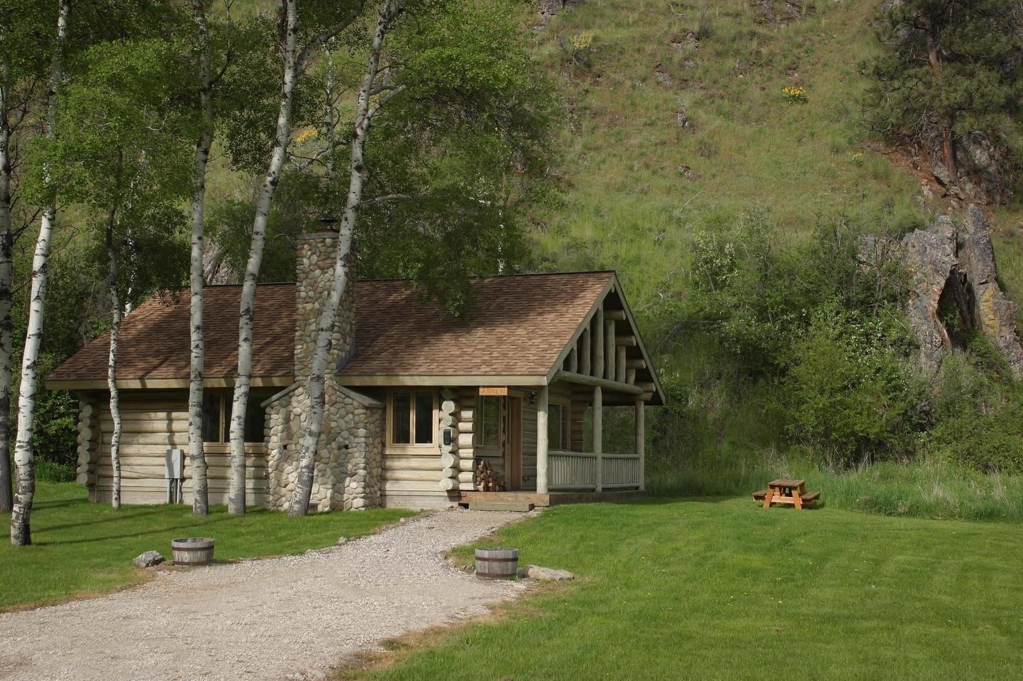 Rye Creek Lodge Darby Extérieur photo