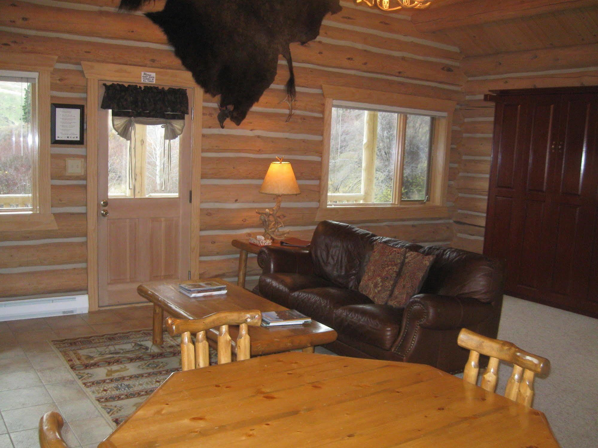 Rye Creek Lodge Darby Extérieur photo
